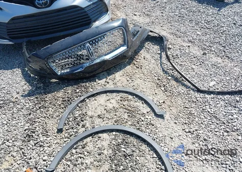 2019 Lincoln Nautilus Select z USA, uszkodzony, nr VIN 2LMPJ8K9XKBL14729